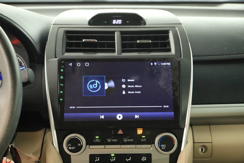 Used 2014 Toyota Camry LE FWD image 19