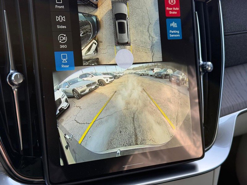 New 2026 Volvo XC90 T8 Ultra w/ Protection Package Premier image 16