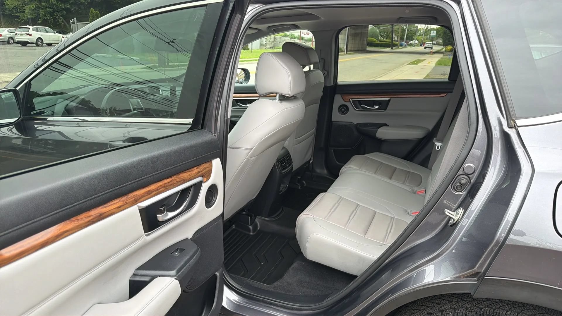 Used 2019 Honda CR-V EX-L image 28