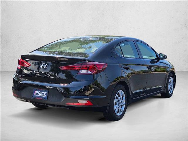 Used 2020 Hyundai Elantra SE w/ Winter Weather Package image 5