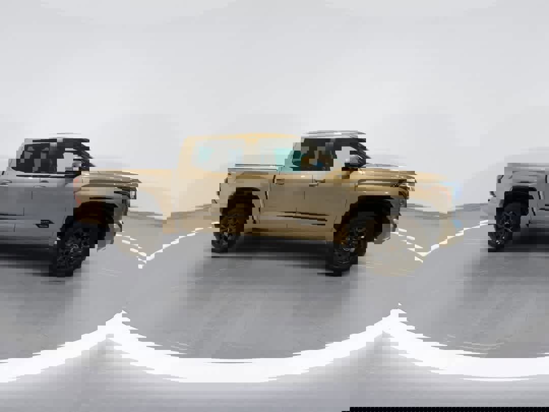 Used 2024 Toyota Tundra Platinum image 9