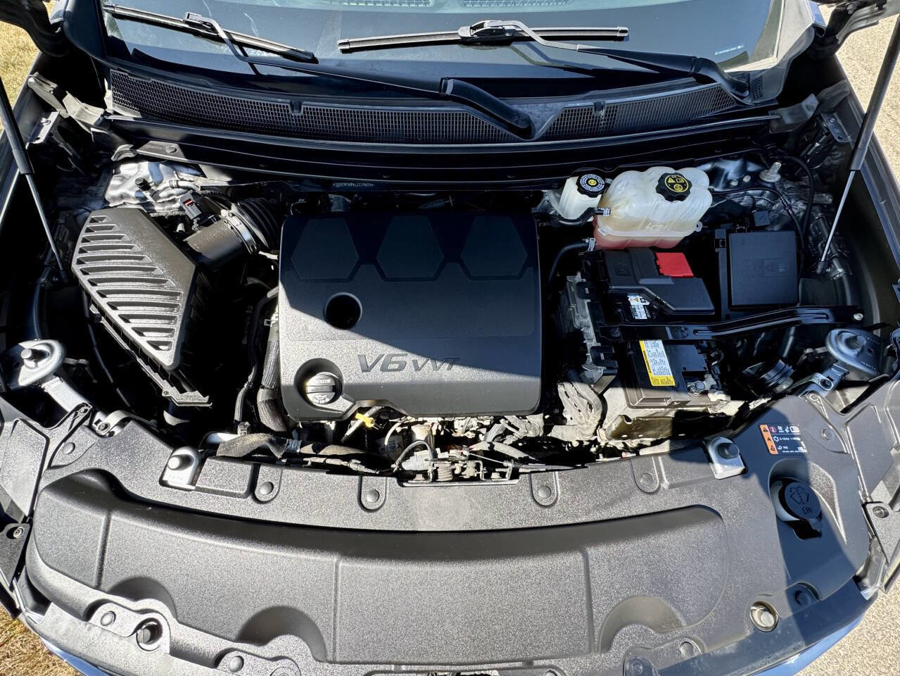 Used 2020 Chevrolet Traverse LS image 11