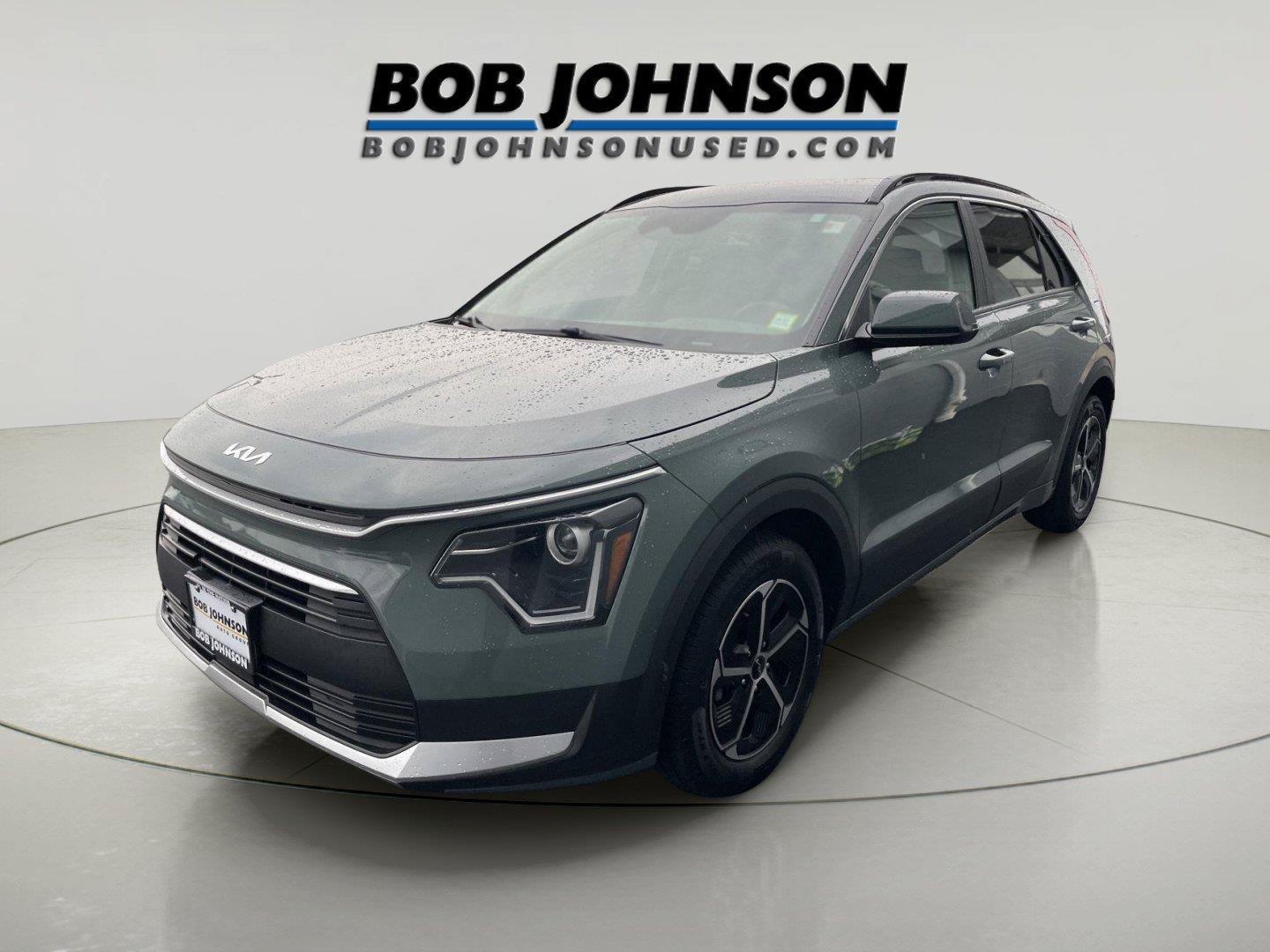 Used 2024 Kia Niro EX FWD image 3