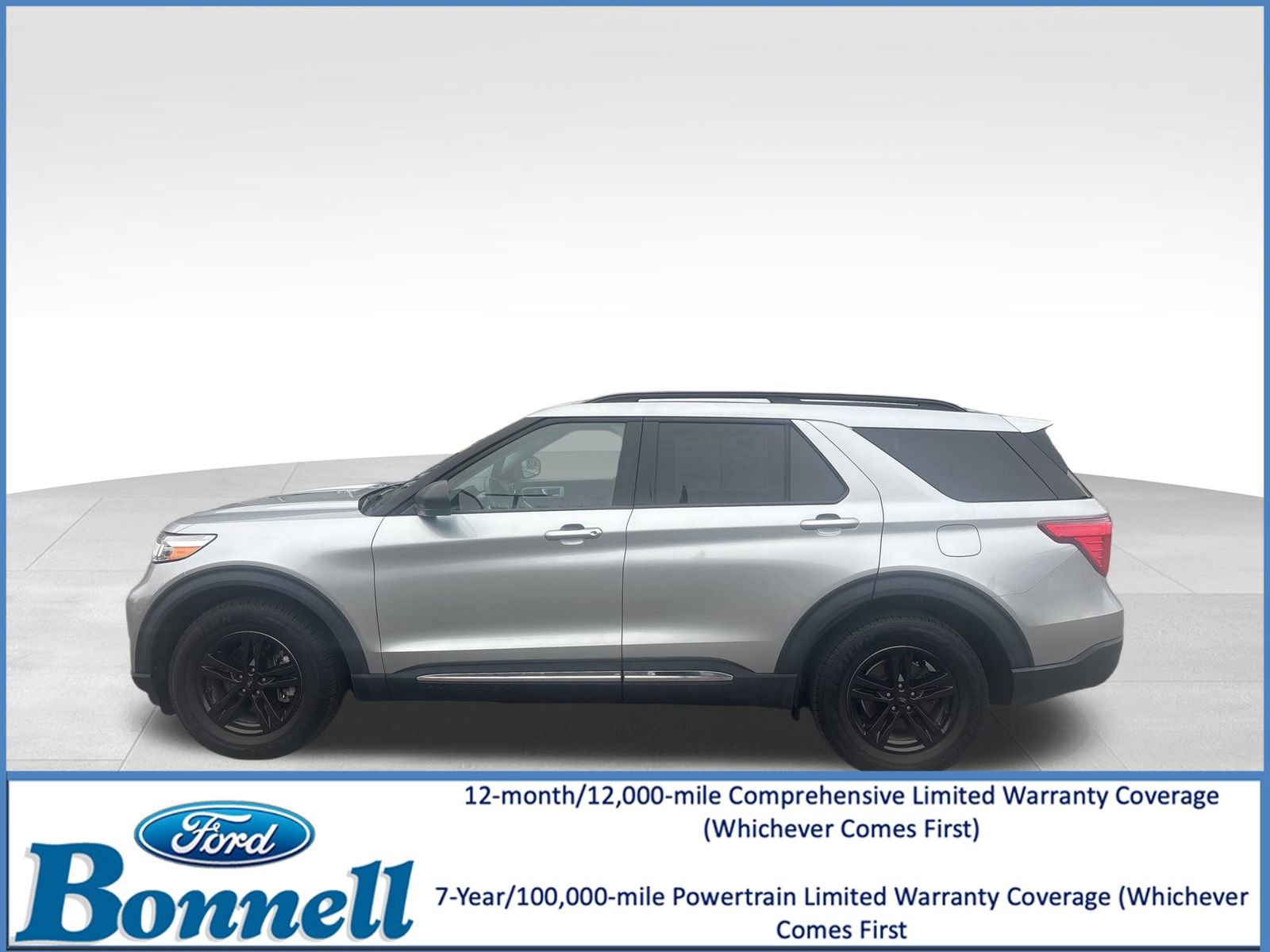 Certified 2022 Ford Explorer XLT w/ Equipment Group 202A image 2