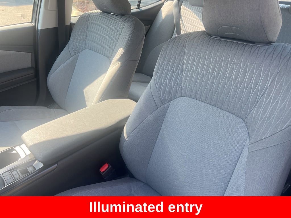 Used 2026 Toyota Camry LE image 10