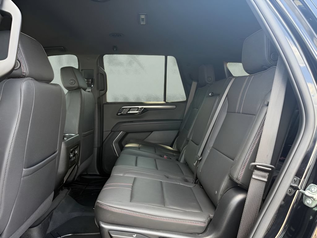 Used 2025 Chevrolet Tahoe RST AWD/4WD image 29