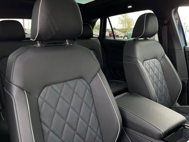 New 2026 Volkswagen Atlas Cross Sport SEL Premium R-Line image 23