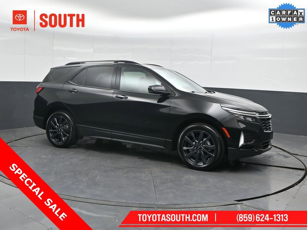 Used 2022 Chevrolet Equinox RS image 1