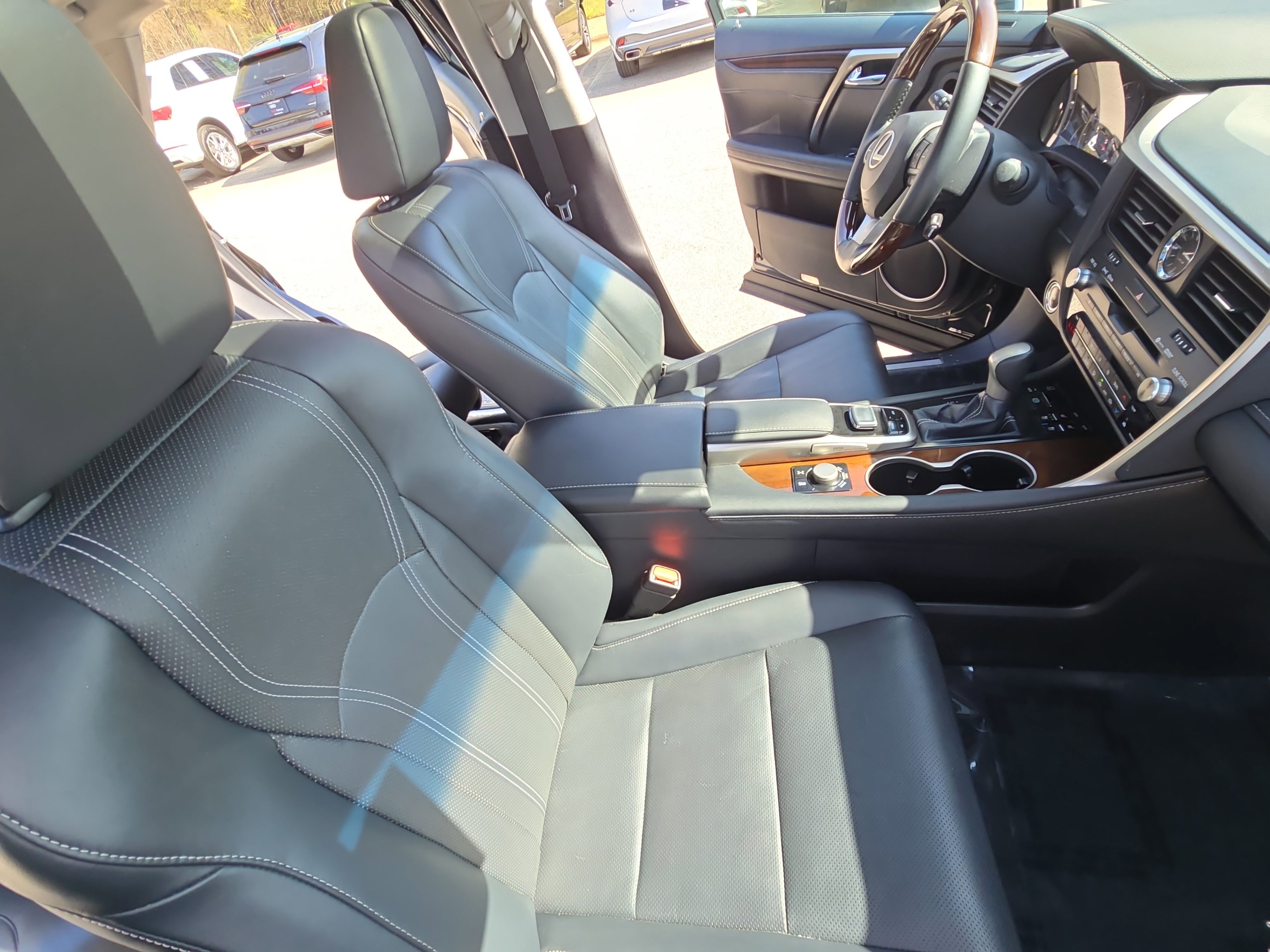 Used 2019 Lexus RX 350 AWD w/ Navigation Package image 10