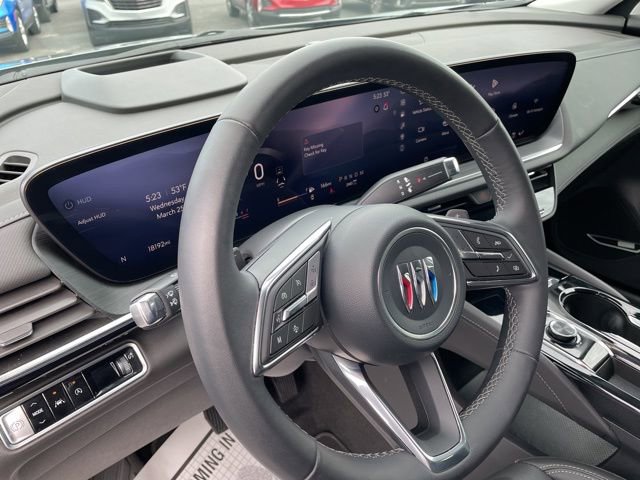 Used 2025 Buick Envision Preferred image 9