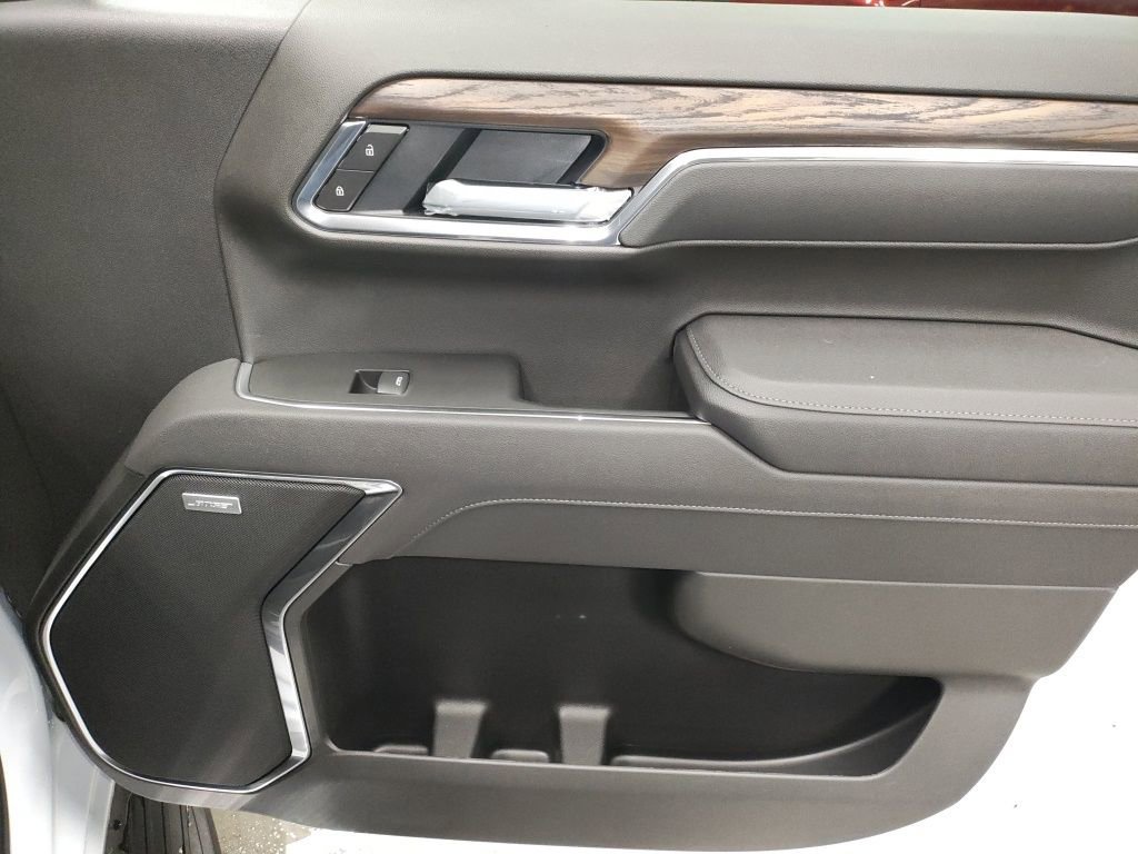 New 2026 GMC Sierra 1500 SLT w/ SLT Premium Plus Package image 10