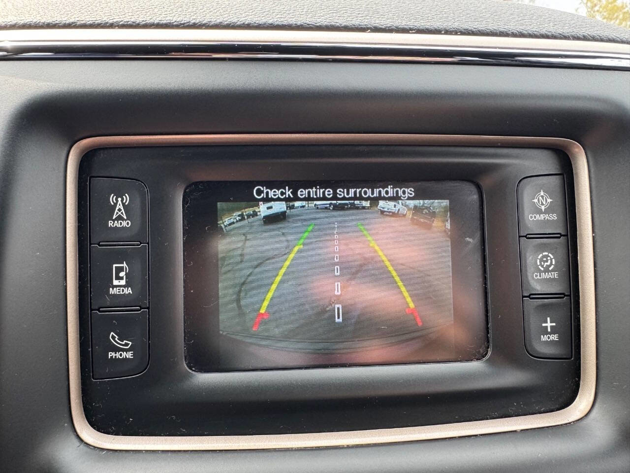 Used 2016 Jeep Grand Cherokee Laredo w/ Quick Order Package 23E AWD/4WD image 19