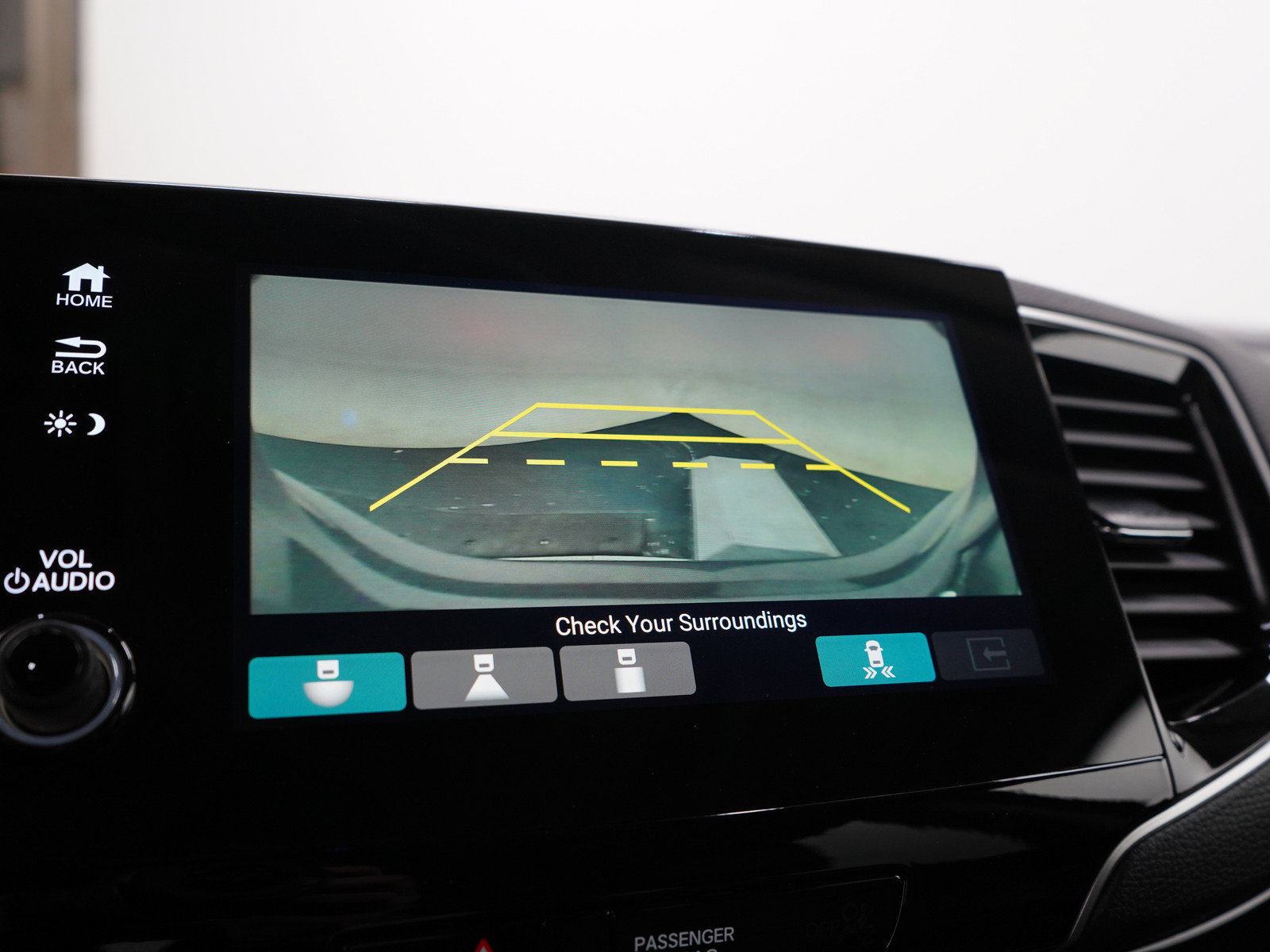 Used 2019 Honda Pilot Touring image 34