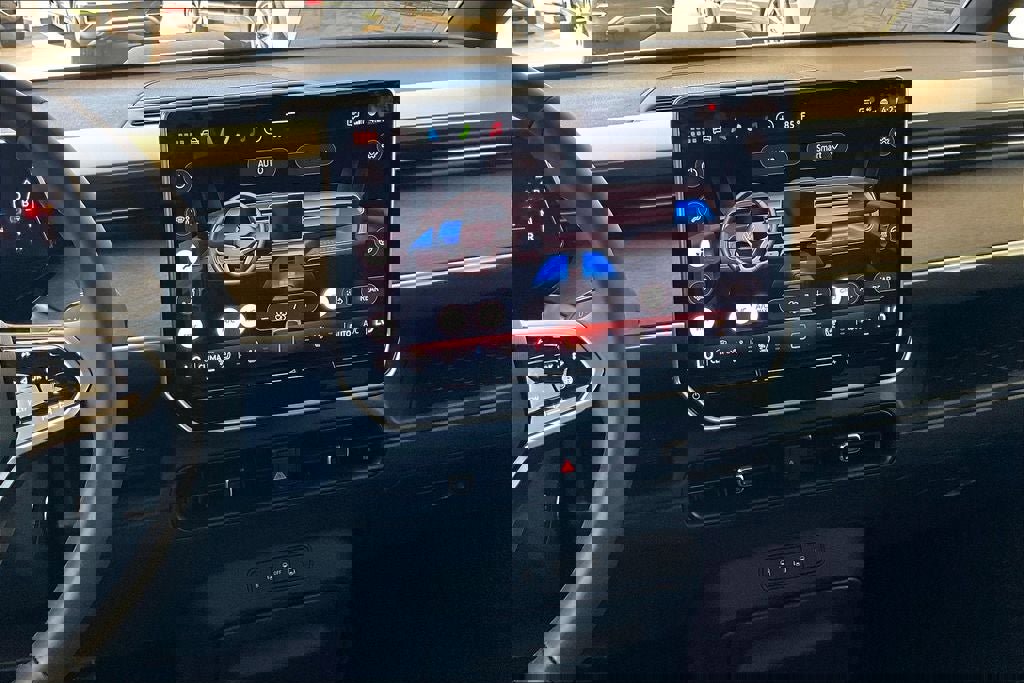 New 2025 Volkswagen ID. Buzz Pro S Plus image 5