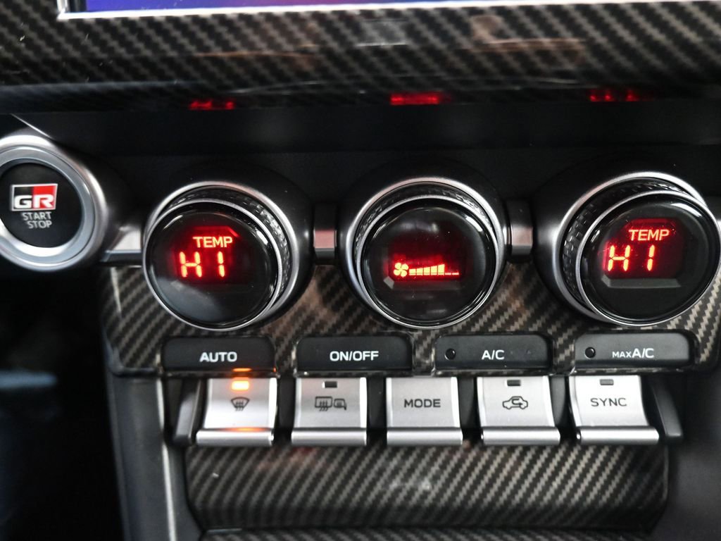 Used 2023 Toyota GR86 Premium image 19