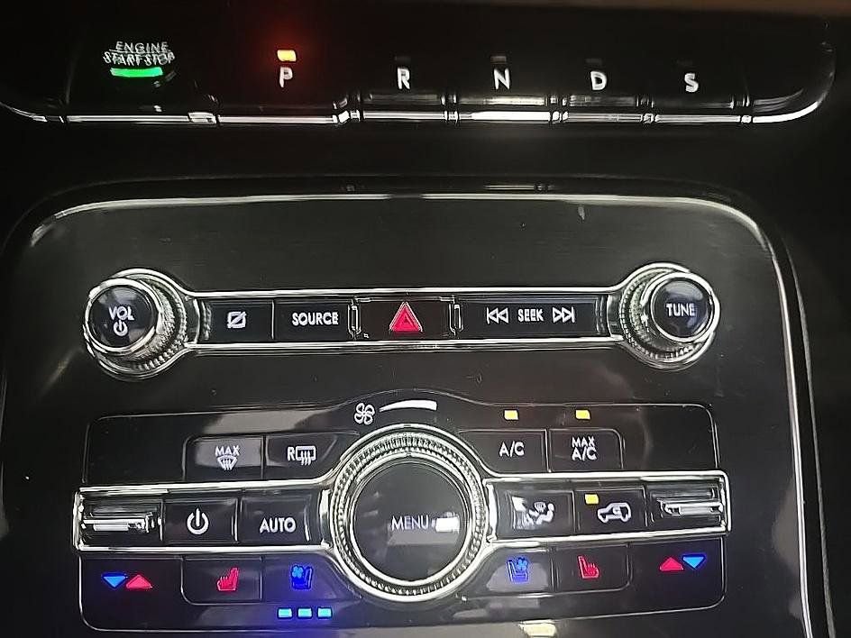 Used 2022 Lincoln Nautilus Reserve AWD/4WD image 21