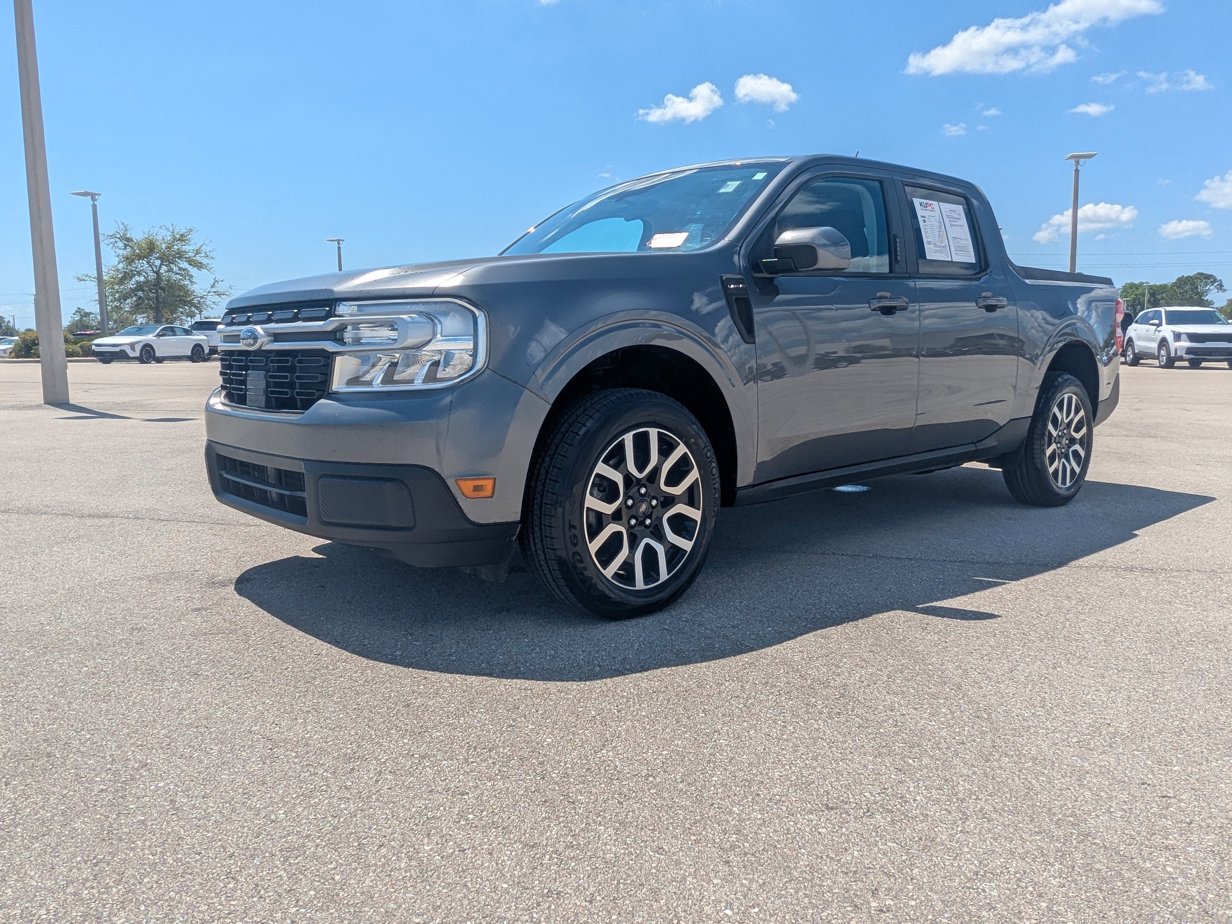 Used 2022 Ford Maverick Lariat w/ Lariat Luxury Package image 9