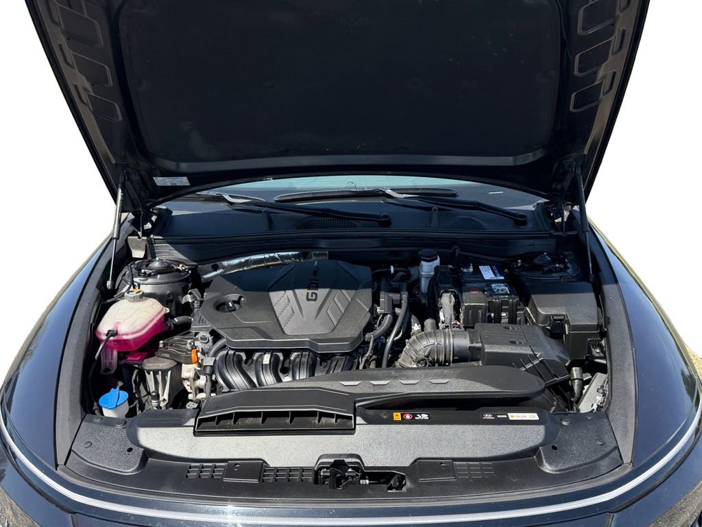 Certified 2025 Hyundai Sonata SEL FWD image 17