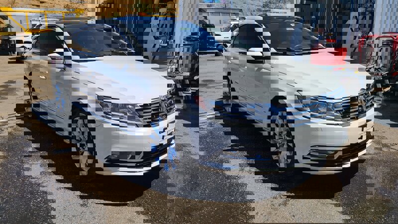 Used 2013 Volkswagen CC Lux image 1