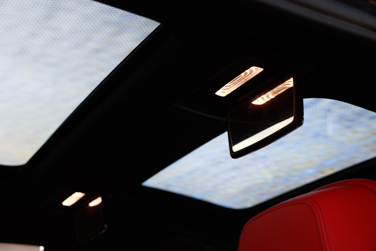 Used 2021 BMW 750i xDrive w/ Luxury Rear Seating Package image 28