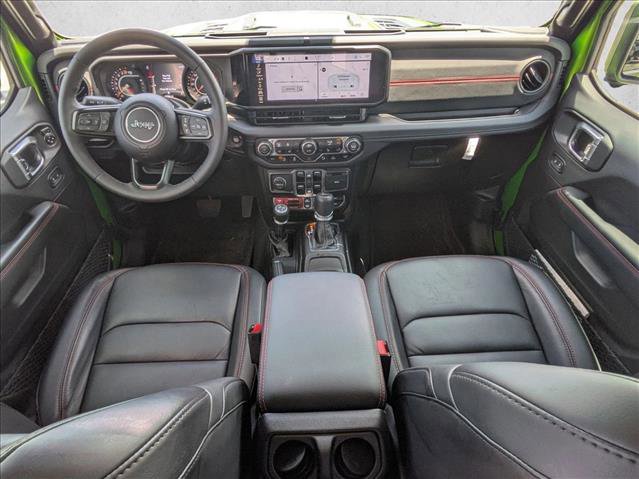 Used 2025 Jeep Gladiator Rubicon AWD/4WD image 12