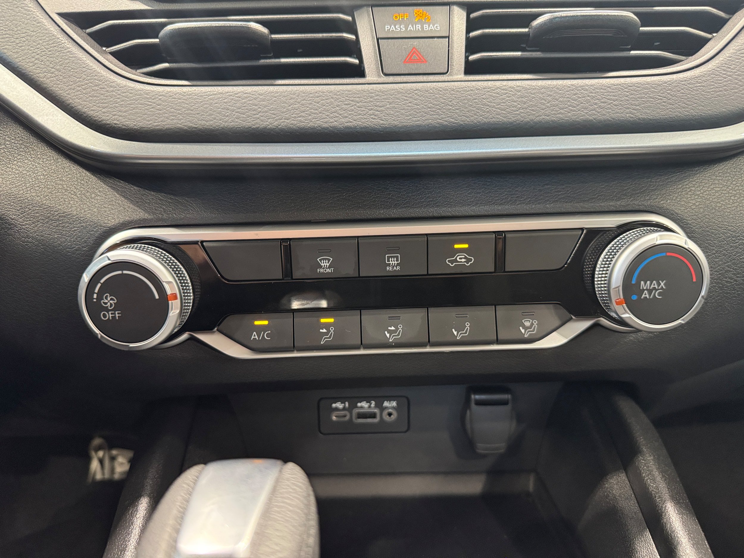 Used 2025 Nissan Altima 2.5 S FWD image 16