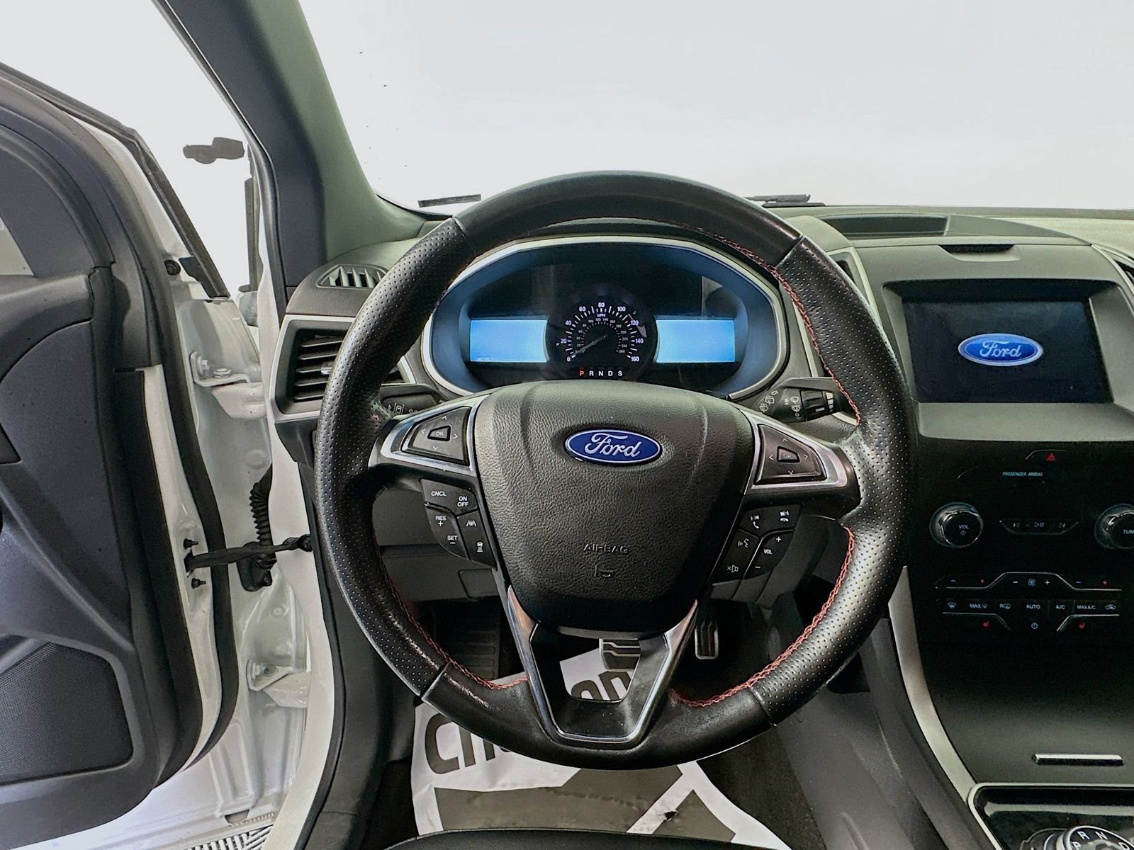 Used 2020 Ford Edge ST-Line FWD image 11