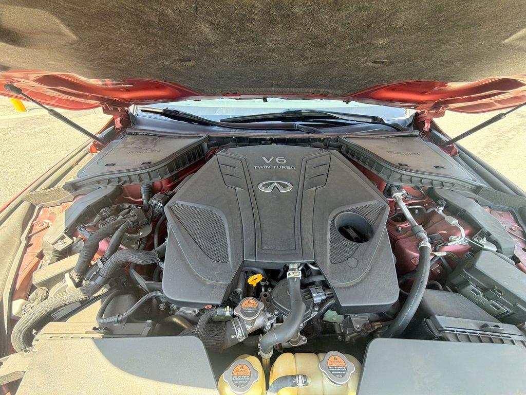 Used 2021 INFINITI Q60 3.0t Luxe w/ Cargo Package RWD image 18