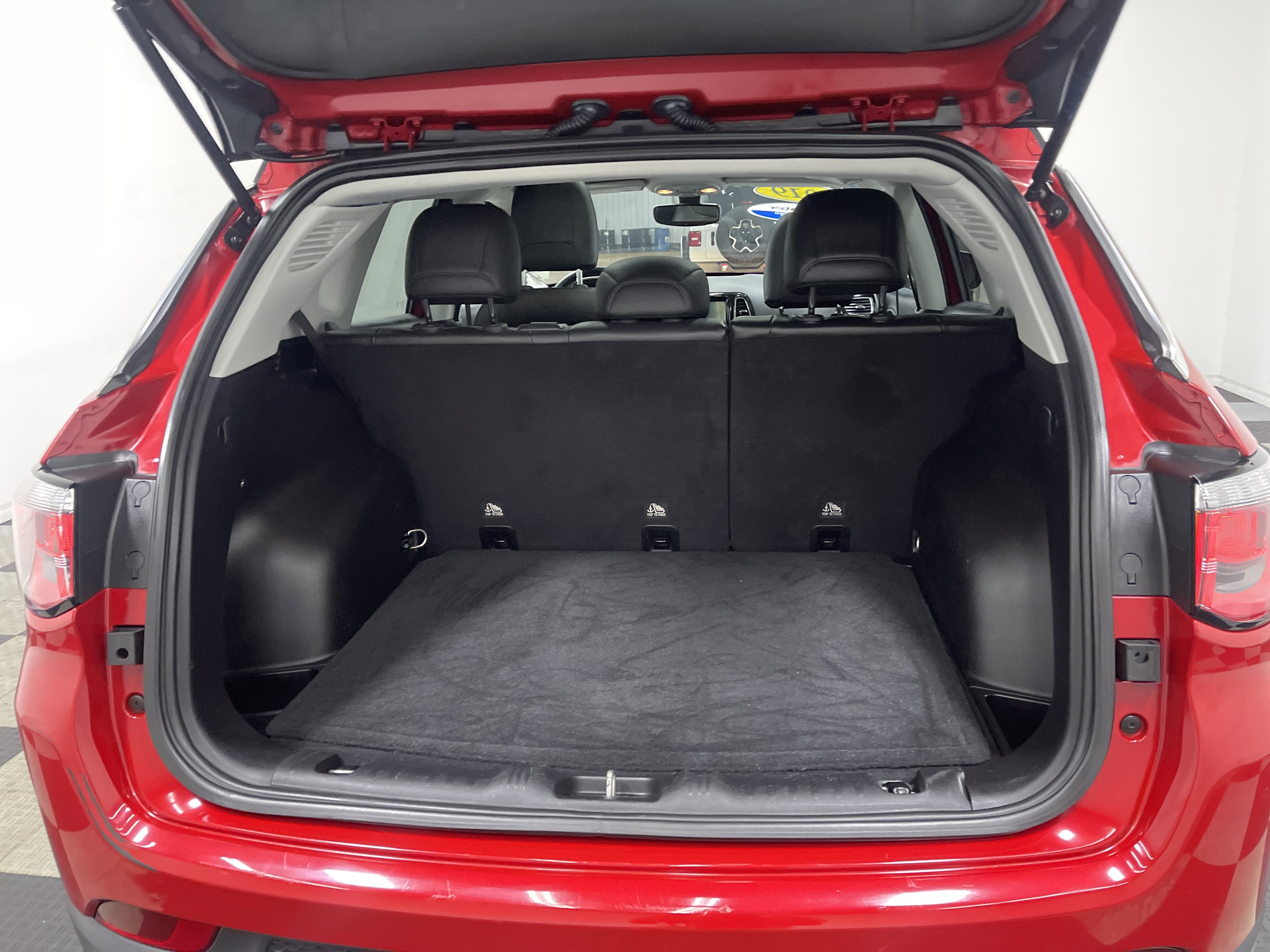 Used 2019 Jeep Compass Limited AWD/4WD image 18