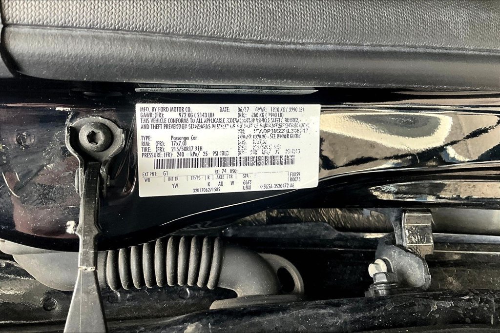 Used 2017 Ford Focus SEL FWD image 19