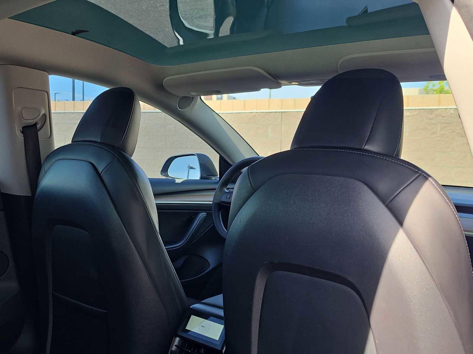 Used 2022 Tesla Model 3 Performance AWD/4WD image 16
