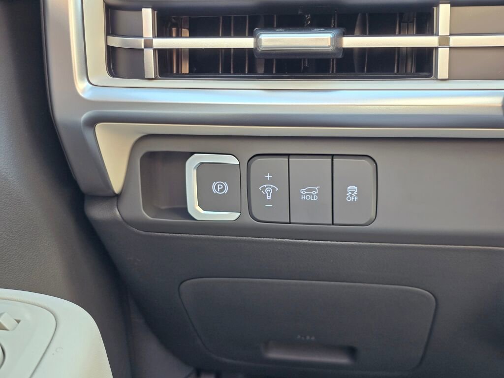 New 2026 Hyundai Santa Fe SE image 25