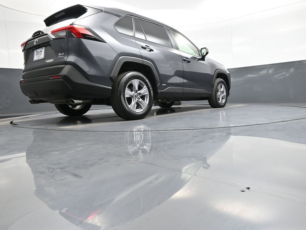 Certified 2025 Toyota RAV4 XLE w/ Convenience Package AWD/4WD image 31