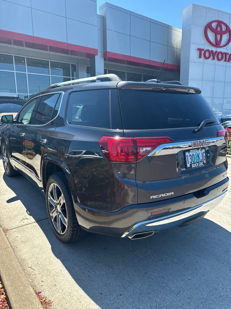 Used 2017 GMC Acadia Denali w/ Technology Package AWD/4WD image 7