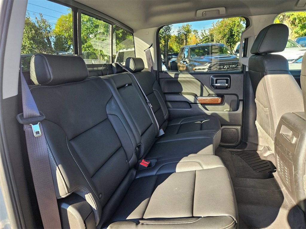 Used 2017 GMC Sierra 1500 SLT image 16