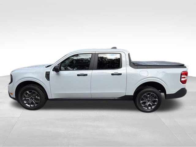 Used 2025 Ford Maverick XLT FWD image 2