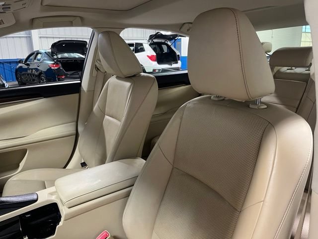 Used 2014 Lexus ES 350 w/ Luxury Package FWD image 24