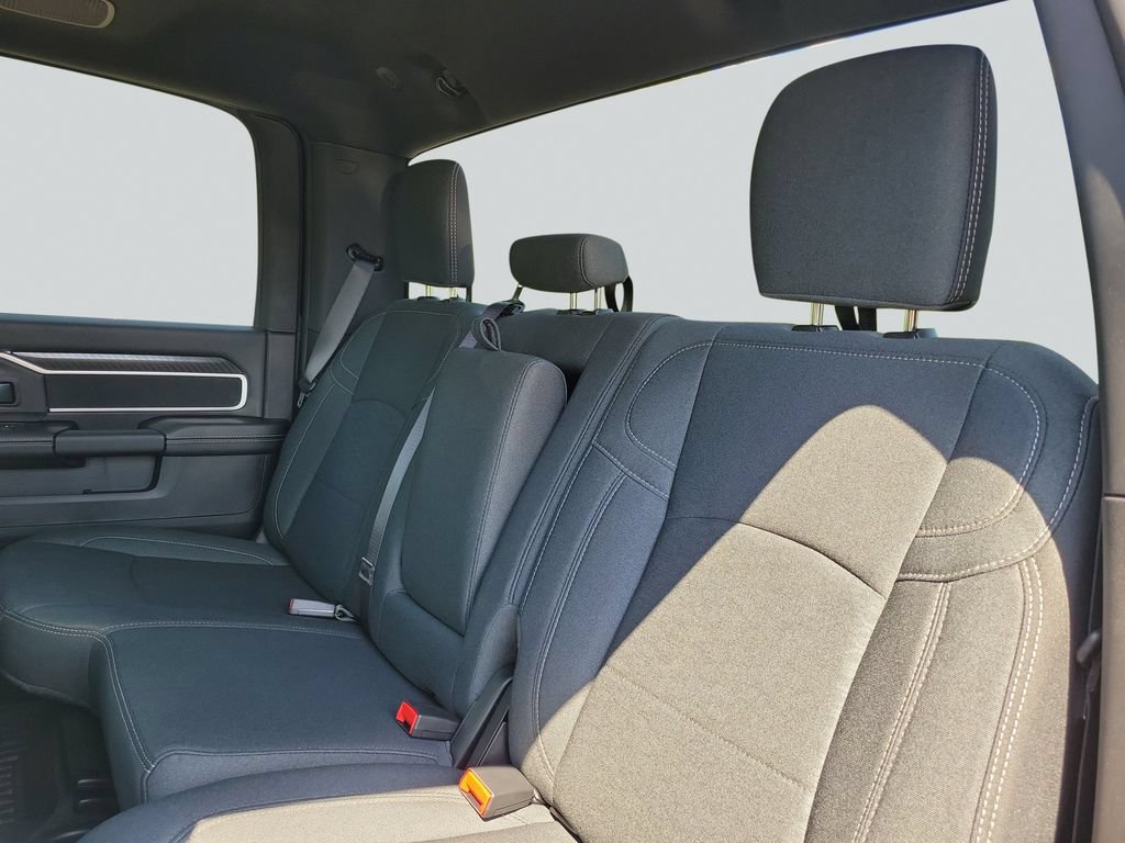 New 2026 RAM 3500 Big Horn AWD/4WD image 30