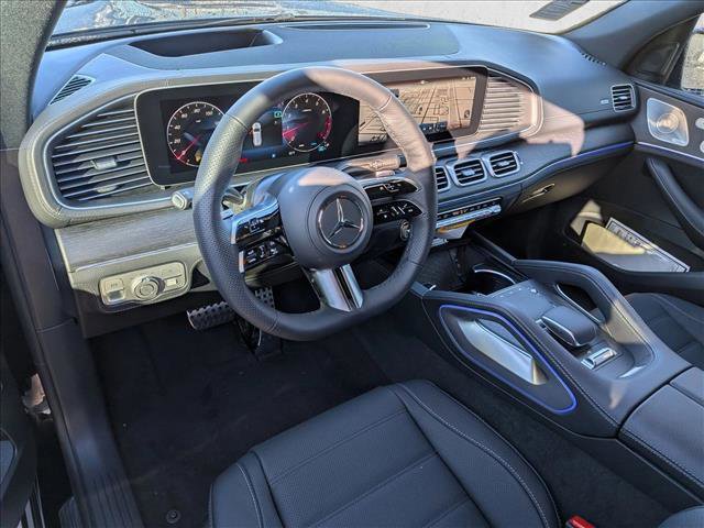 New 2026 Mercedes-Benz GLS 580 4MATIC image 3