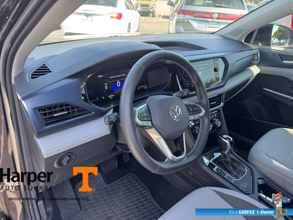 Used 2024 Volkswagen Taos SE FWD image 14