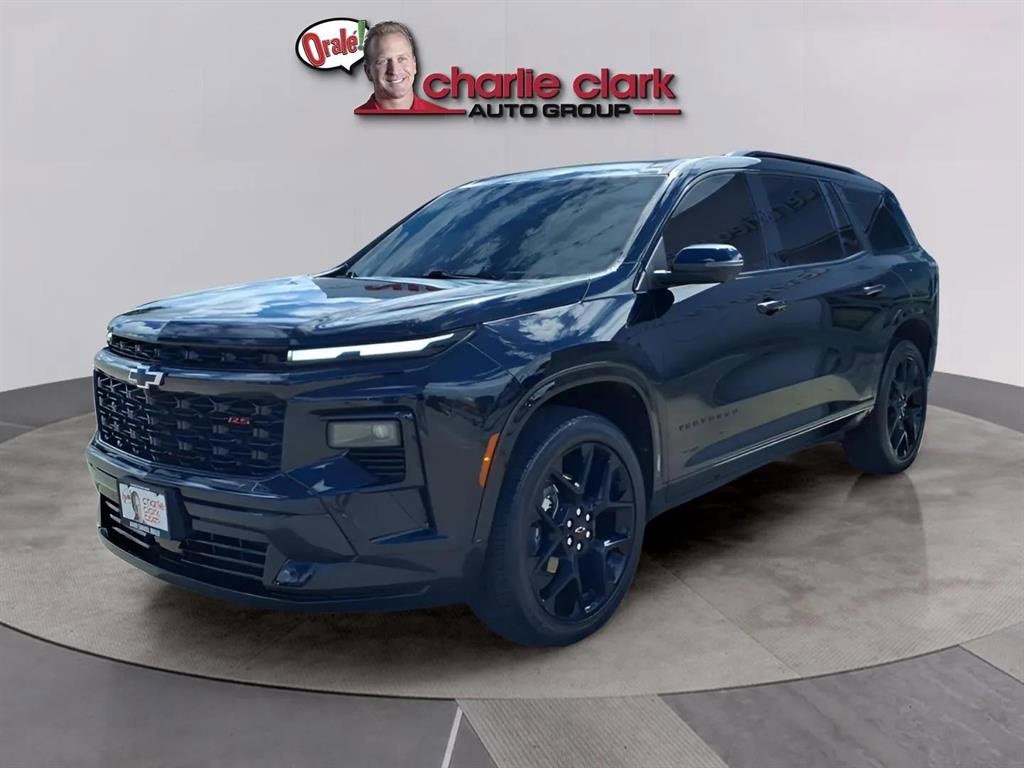 Used 2024 Chevrolet Traverse RS