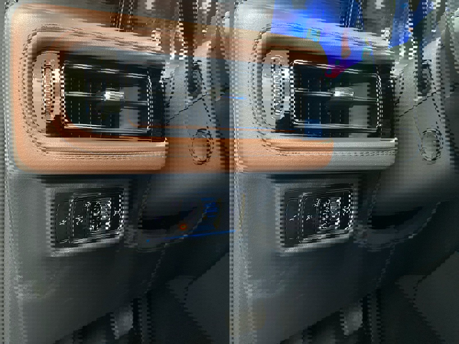 New 2026 Lincoln Aviator Reserve w/ Jet Appearance Package image 18