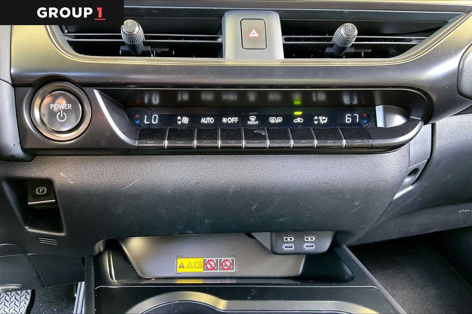 Certified 2026 Lexus UX 300h FWD image 32