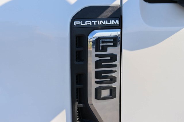 Used 2024 Ford F250 Platinum w/ FX4 Off-Road Package image 8