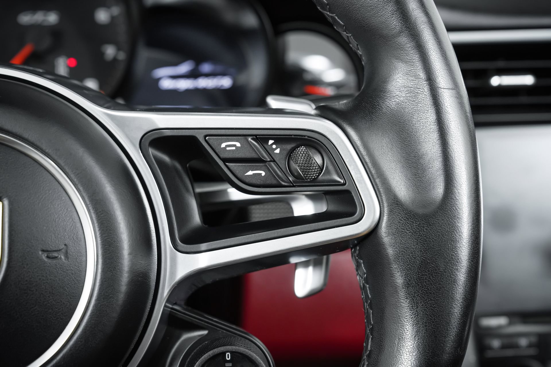 Used 2018 Porsche 911 Targa 4 GTS image 75