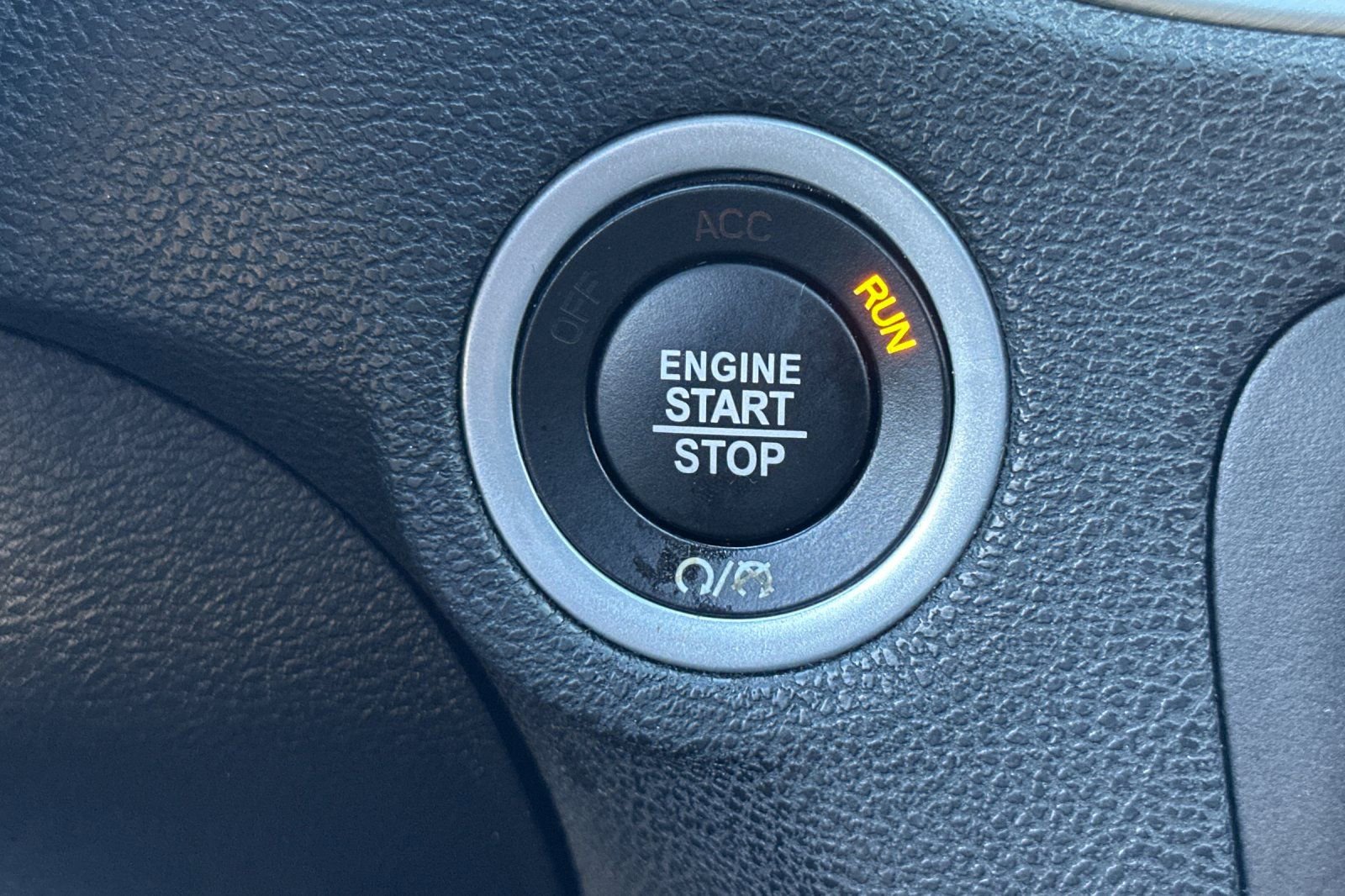 Used 2022 Dodge Charger R/T w/ Harman/Kardon Audio Group image 27