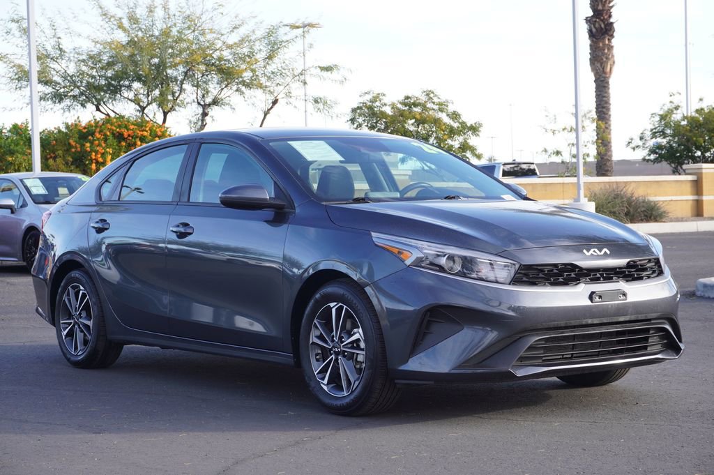 Used 2024 Kia Forte LXS image 4