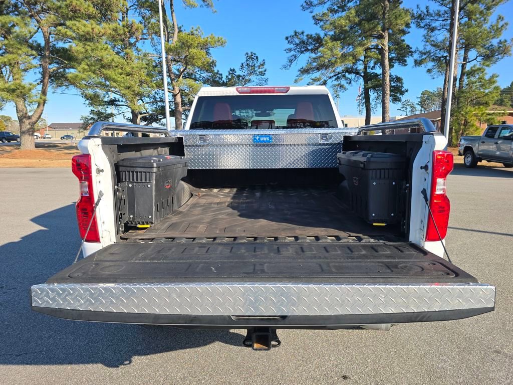 Used 2020 Chevrolet Silverado 2500 Custom w/ Custom Value Package image 23