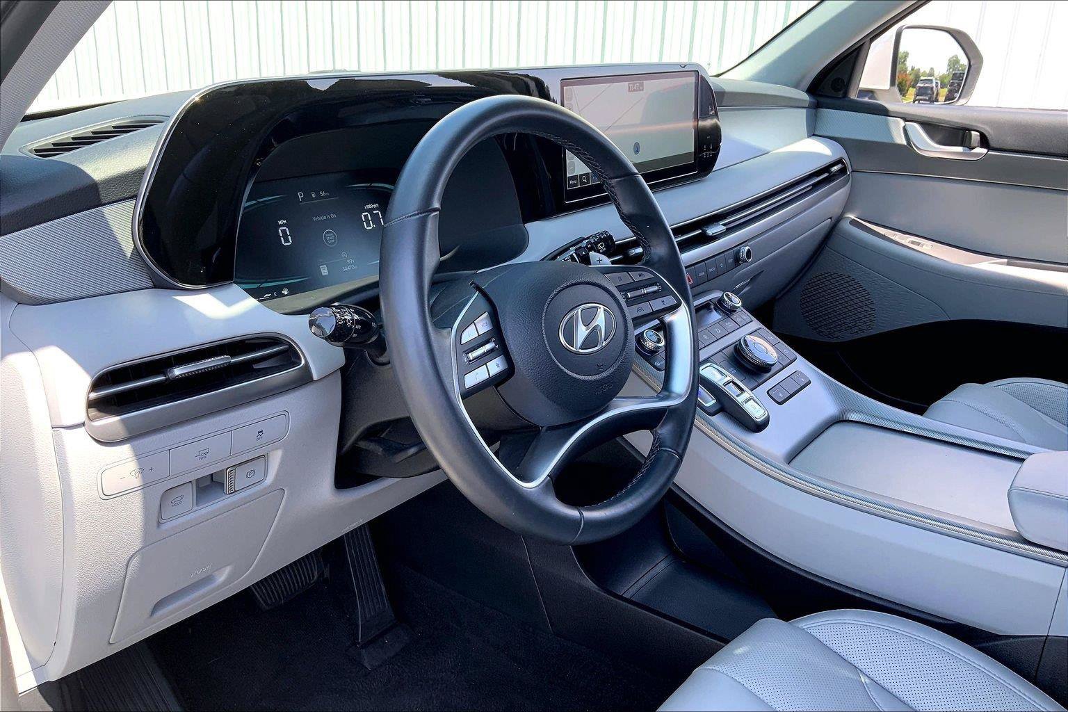 Used 2025 Hyundai Palisade SEL AWD/4WD image 12