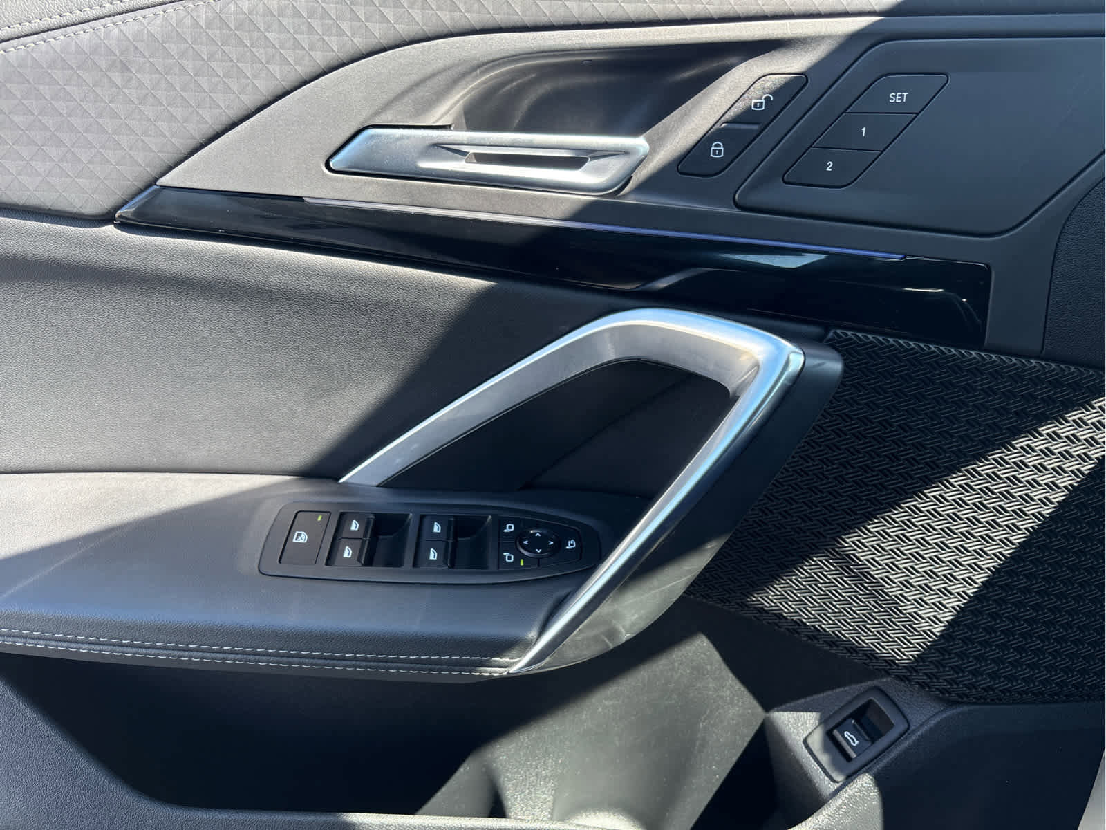 Used 2026 BMW X2 xDrive28i image 19